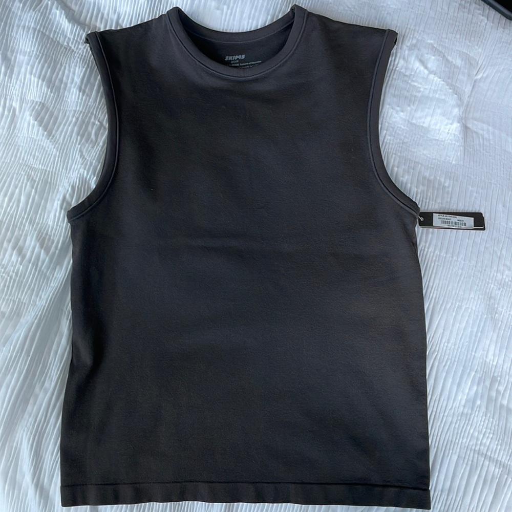 BNWT skims tank